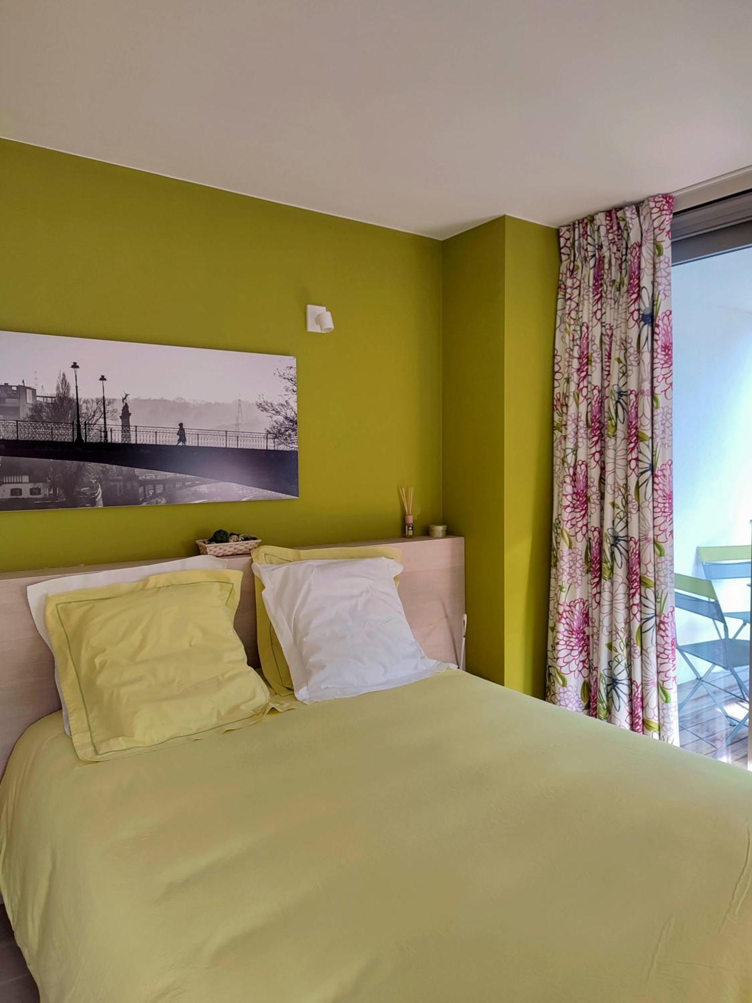 Les Valcaprimontoises Bed & Breakfast Шофонтен Екстериор снимка